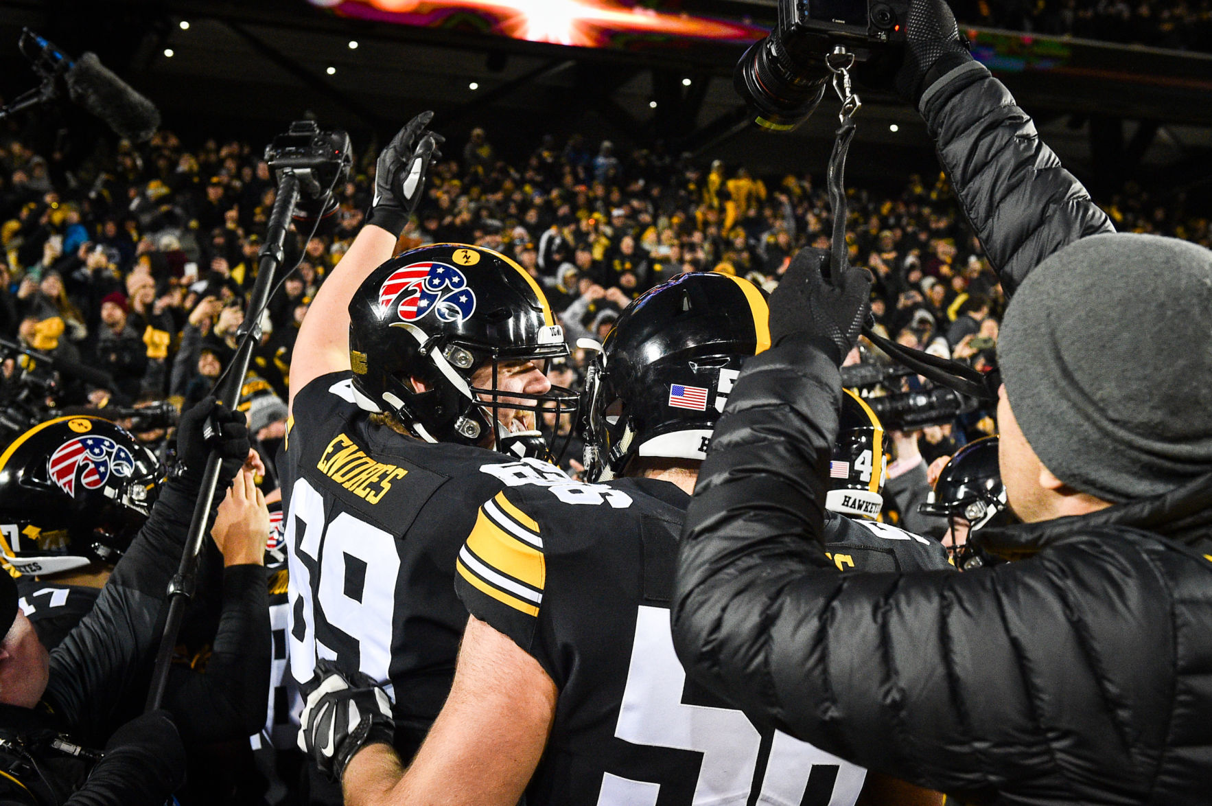 111619-qct-spt-iowa-minn-foot-164a.jpg